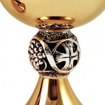 Pisside Liturgica in Ottone...