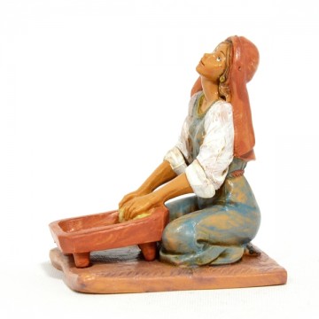 Statua Donna che Impasta...