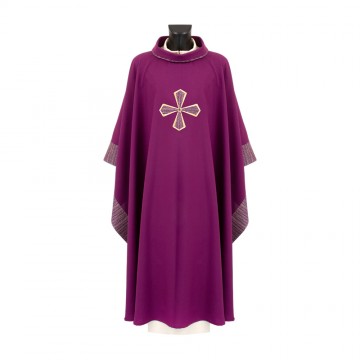 Casula con Croce Ricamata