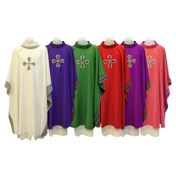 Casula con Croce Ricamata