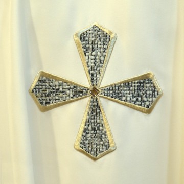 Casula con Croce Ricamata