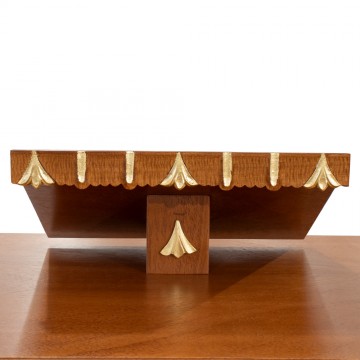 Ambone in Legno e Foglia Oro