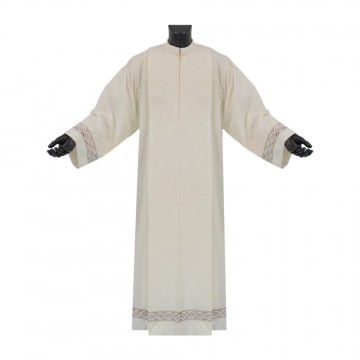 Camice per Sacerdote Ricamato