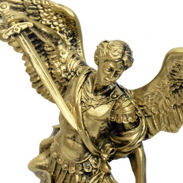 Statua San Michele...