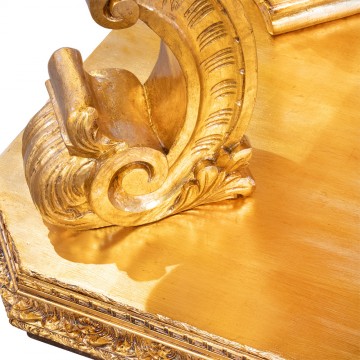 Altare in Legno e Foglia Oro