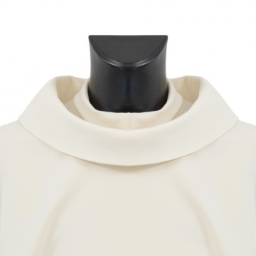 Casula con Ricamo della...