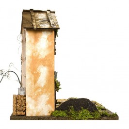 Casolare con Fontana e Luci