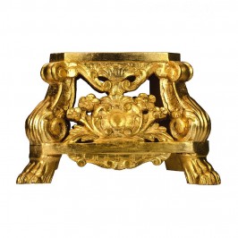 Tronetto in Legno Intagliato