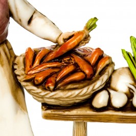 Statua Fruttivendola Landi