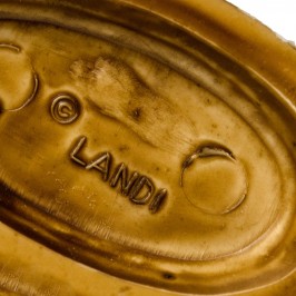 Uomo con Agnello in Braccio...