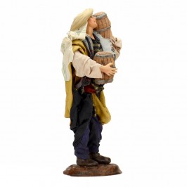 Uomo con Botte in Terracotta cm 18