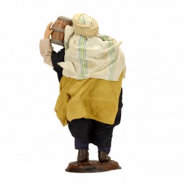 Uomo con Botte in Terracotta cm 18