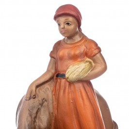 Contadina con bue in Gesso...